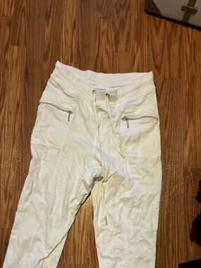 White Track Capris - SP